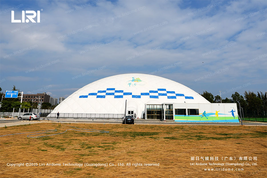 Air Dome vs Traditional Sports Venues (1)